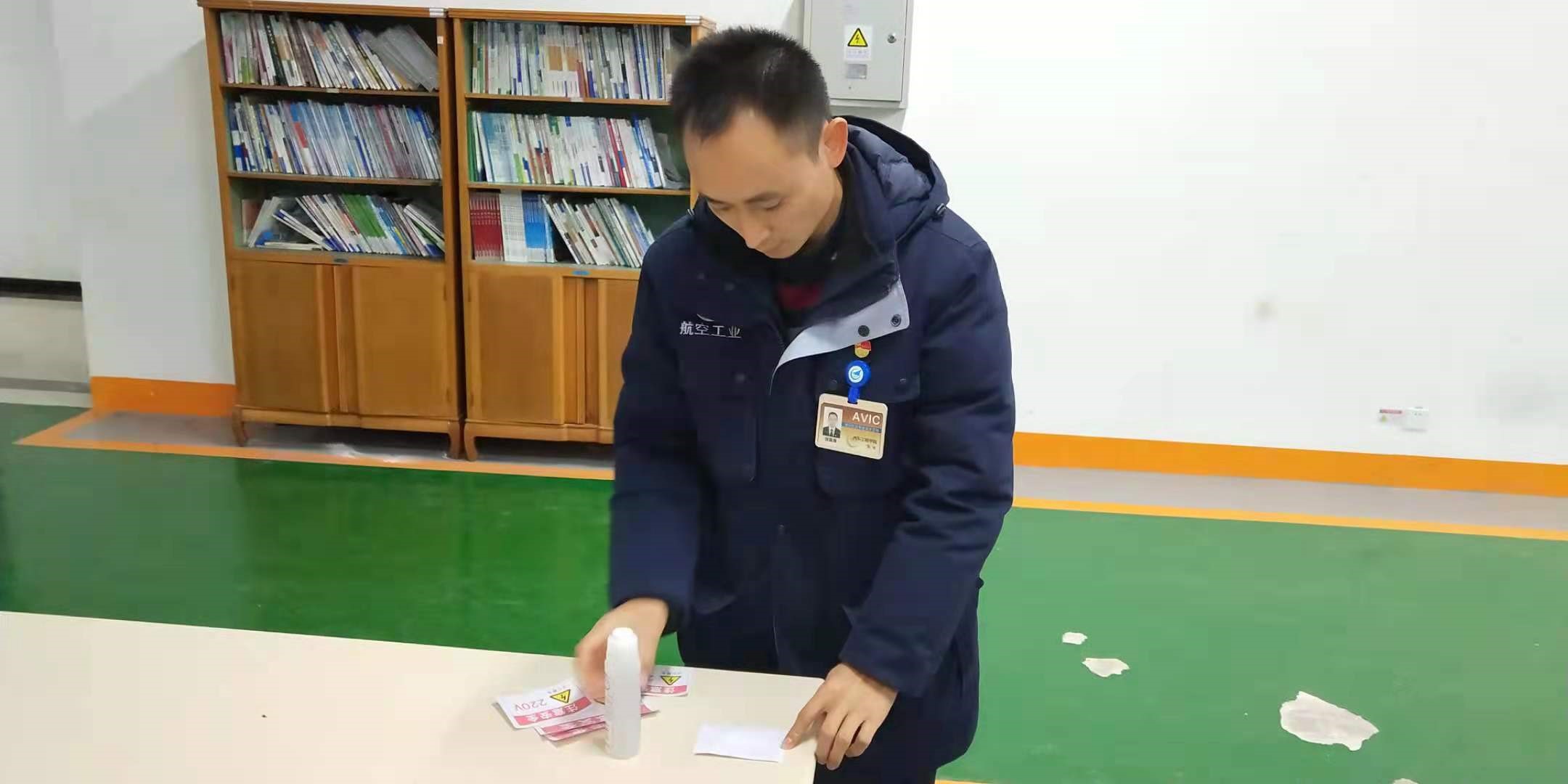 圖1 黨支部書記準備警示標簽.jpg